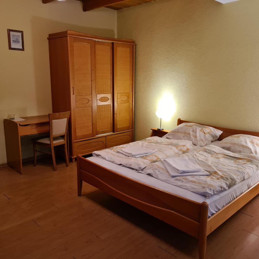 Restauracja Joanna Hotel Gogolin ภายนอก รูปภาพ